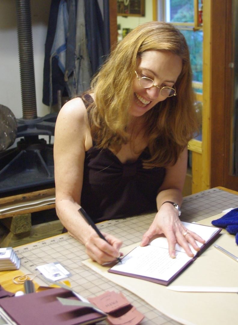 Sigrid signing the edition